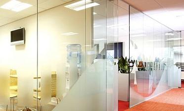 Перегородки офисные стеклянные премиум купить в Алматы