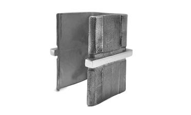 Соединитель для поручня 40х40 мм с пазом, полированный (AISI 304) Фk545-2 купить в Алматы