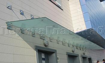 Стеклянные козырьки и навесы в Алматы. Готовые проекты ПерилаГлавСнаб