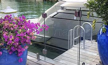 Стекло на креплениях: одностворчатые калитки стекло-стекло в Алматы. Готовые проекты ПерилаГлавСнаб