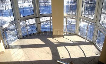 Ригельное ограждение для панорамных окон в Алматы. Готовые проекты ПерилаГлавСнаб