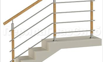 Четыре ригеля на держателях, квадратный деревянный поручень и стойки с деревянными вставками в Алматы. Готовые проекты ПерилаГлавСнаб