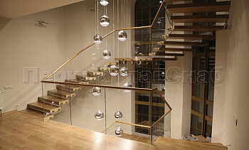 Перила для лестниц в частном доме в Алматы. Готовые проекты ПерилаГлавСнаб