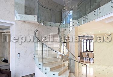 Стеклянные перила для забежных лестниц купить в Алматы