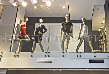 Стеклянные ограждения для торговых  и бизнес центров купить в Алматы