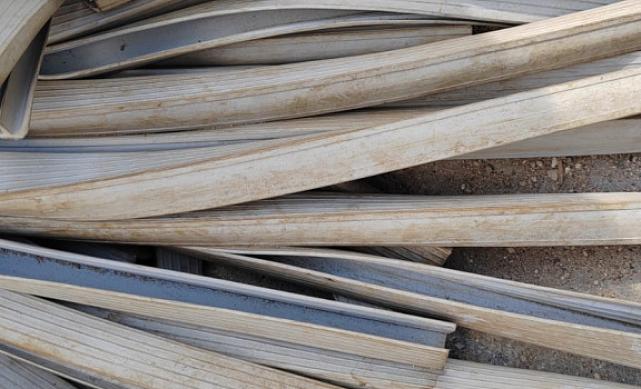 Уплотнитель в поручень с пазом 27х30 для стекла 12мм, EPDM СЕРЫЙ сорт 2 УЦЕНКА Фk306-G-с2 3