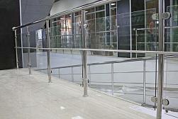 Стеклянные ограждения для торговых  и бизнес центров в Алматы. Готовые проекты ПерилаГлавСнаб - фото 23