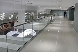 Цельностеклянные ограждения на несущем стекле в Алматы. Готовые проекты ПерилаГлавСнаб - фото 2