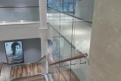 Стеклянные ограждения для торговых  и бизнес центров в Алматы. Готовые проекты ПерилаГлавСнаб - фото 6